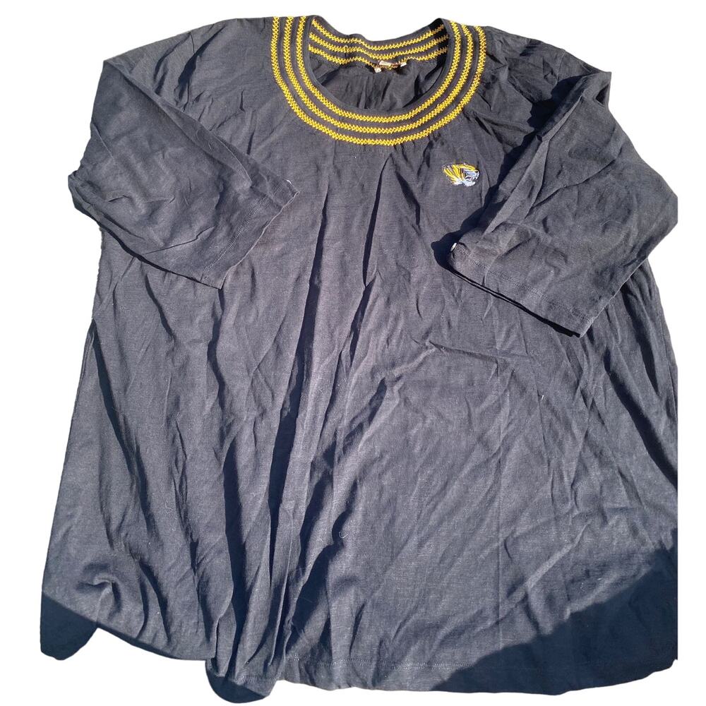 UGG Mens 2X T-Shirt Size Large Stretch  black Short Sleeve